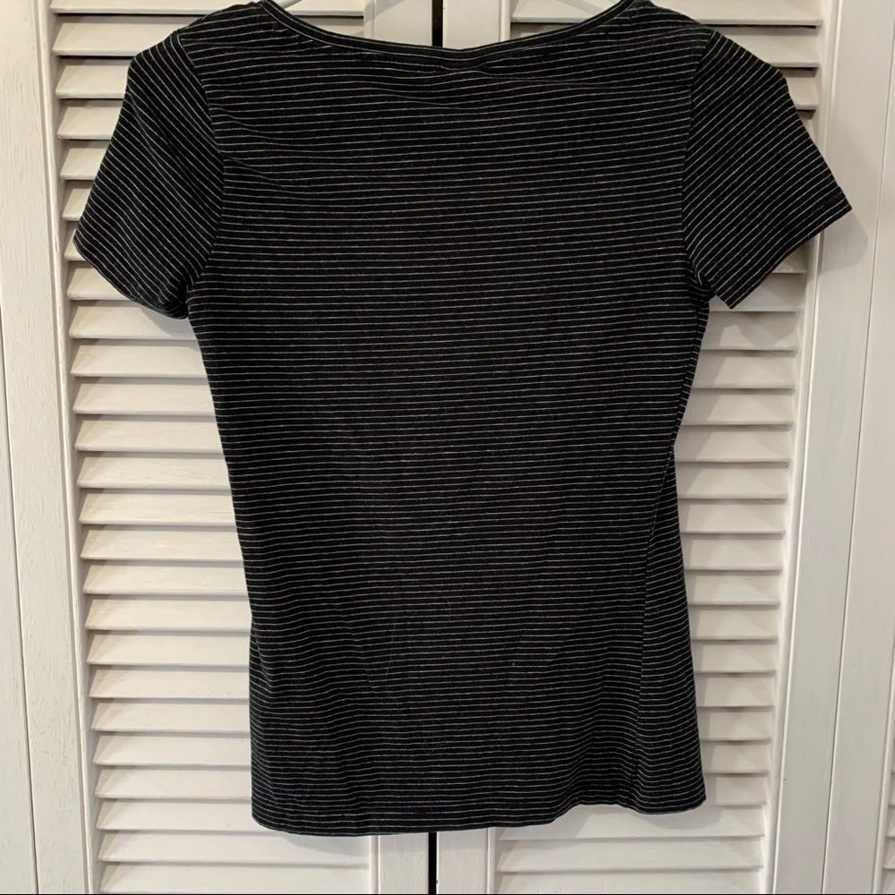 Basic H&M Ladies Top - Picture 2 of 3